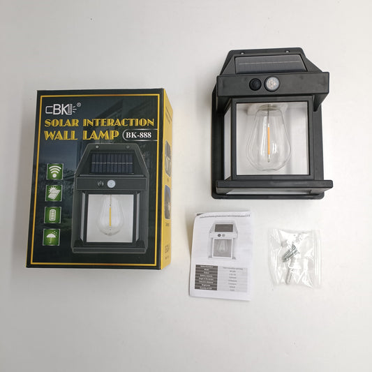 LumiMur Solaire — Lanterne Murale Solaire à Détecteur de Mouvement, Anti-Coupure SEEG